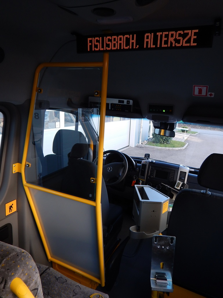 Linienbus Fahrer Abtrenner
